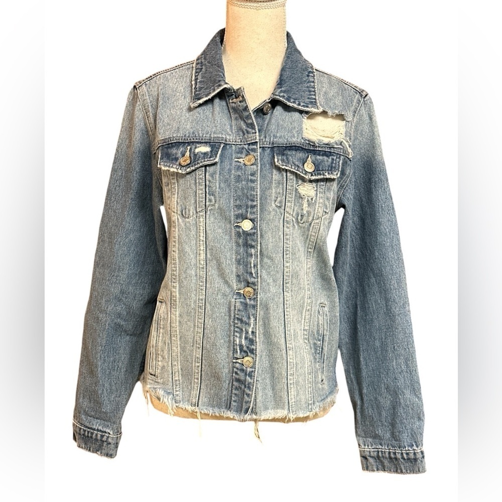 Zenana Denim Washed Out Raw Hem Distressed/Destroyed Jean Jacket Cotton Small